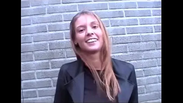 XXX Flemish Stephanie fucked in a car (Belgian Stephanie fucked in car färska filmer