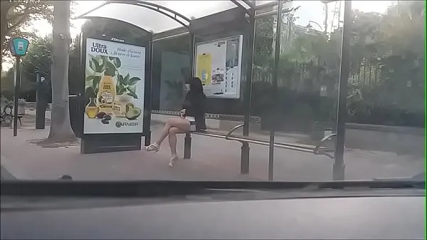 XXX bitch at a bus stop ferske filmer