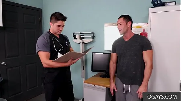XXX Doctor's appointment for dick checkup - Alexander Garrett, Adrian Suarez ภาพยนตร์ใหม่