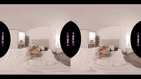 XXX PORNBCN VR Две молодые лесбиянки просыпаются возбужденными в виртуальной реальности 4K 180 3D Женева Беллуччи Катрина Морено | ПОЛНОЕ ВИДЕО свежих фильмов