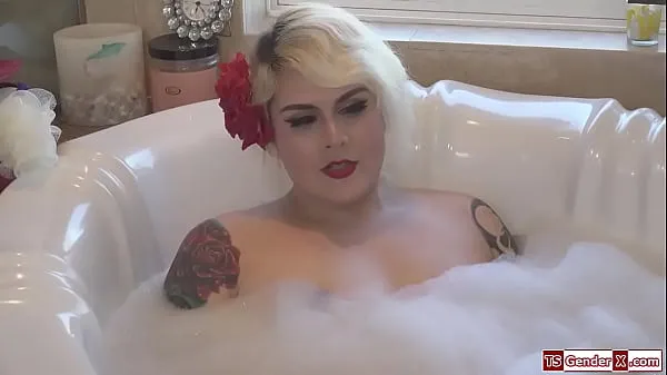 XXX Trans stepmom Isabella Sorrenti anal fucks stepson ferske filmer
