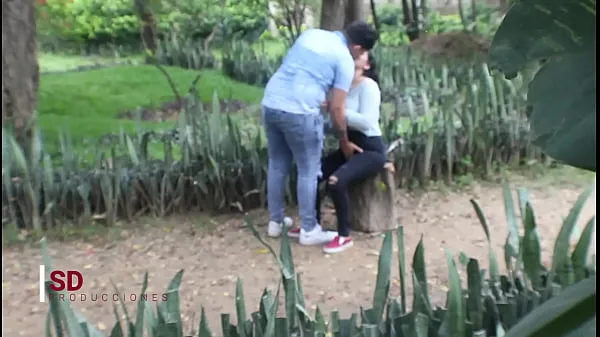 XXX SPYING ON A COUPLE IN THE PUBLIC PARK fresh Movies