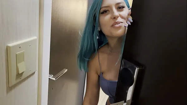 XXX Casting Curvy: Blue Hair Thick Porn Star BEGS to Fuck Delivery Guy friss filmek