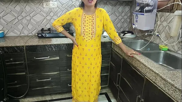 XXX Desi bhabhi was washing dishes in kitchen then her brother in law came and said bhabhi aapka chut chahiye kya dogi hindi audio fresh Movies